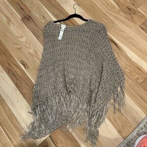 Chico’s taupe poncho